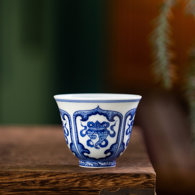 青花柴窯八寶鈴鐺杯
