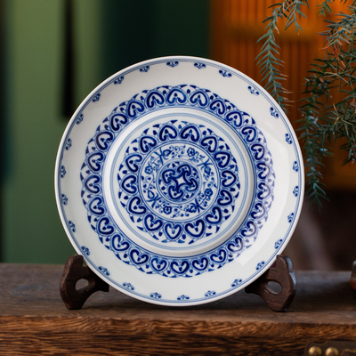 青花柴窯寶相紋大壺承