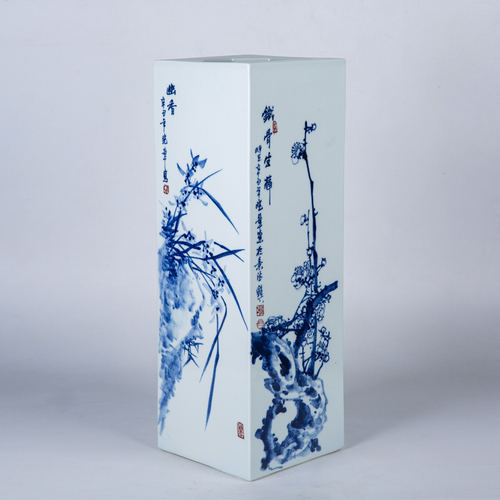 江西省工藝美術師張小華老師 &nbsp;青花梅蘭竹菊鑲器 寬度20.5cm 高度61cm